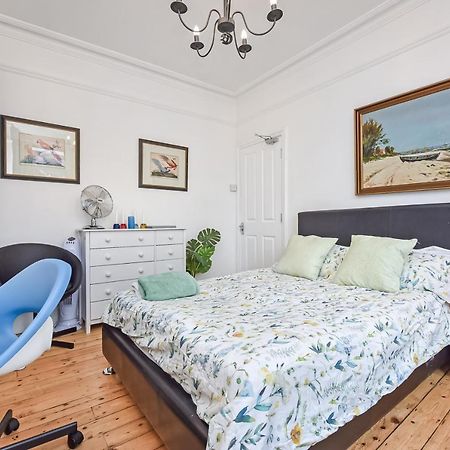 Groves 4 Bedroom, Shepherds Bush Londýn Exteriér fotografie