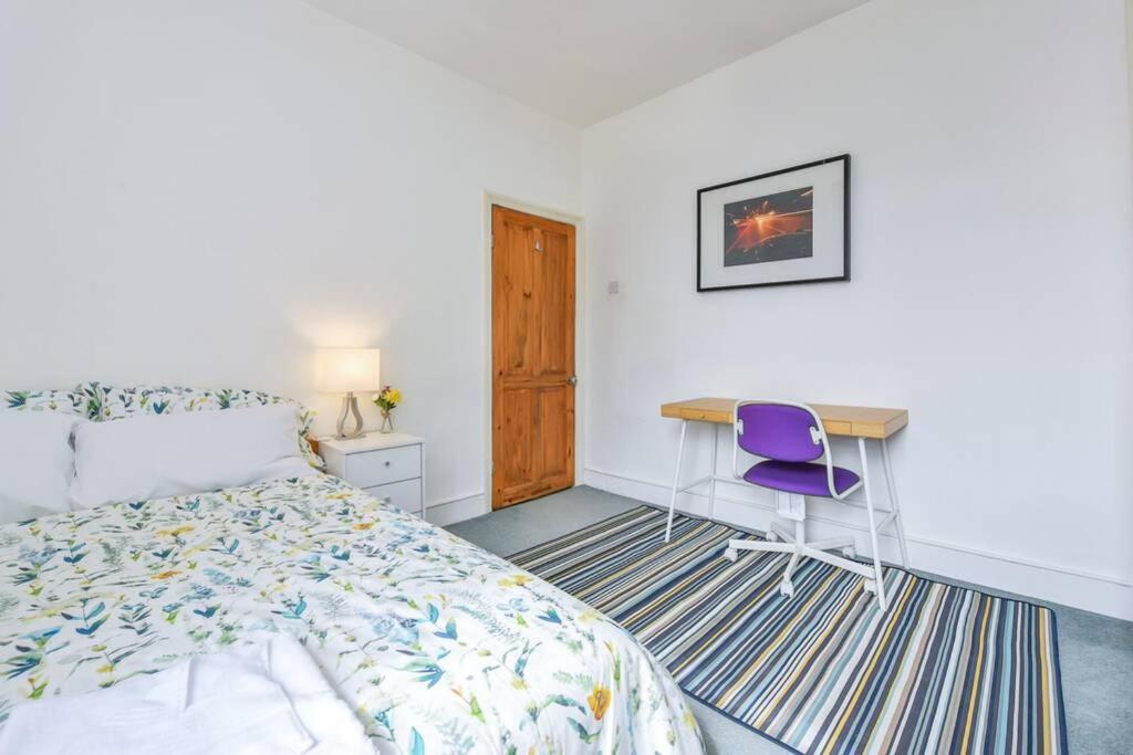 Groves 4 Bedroom, Shepherds Bush Londýn Exteriér fotografie
